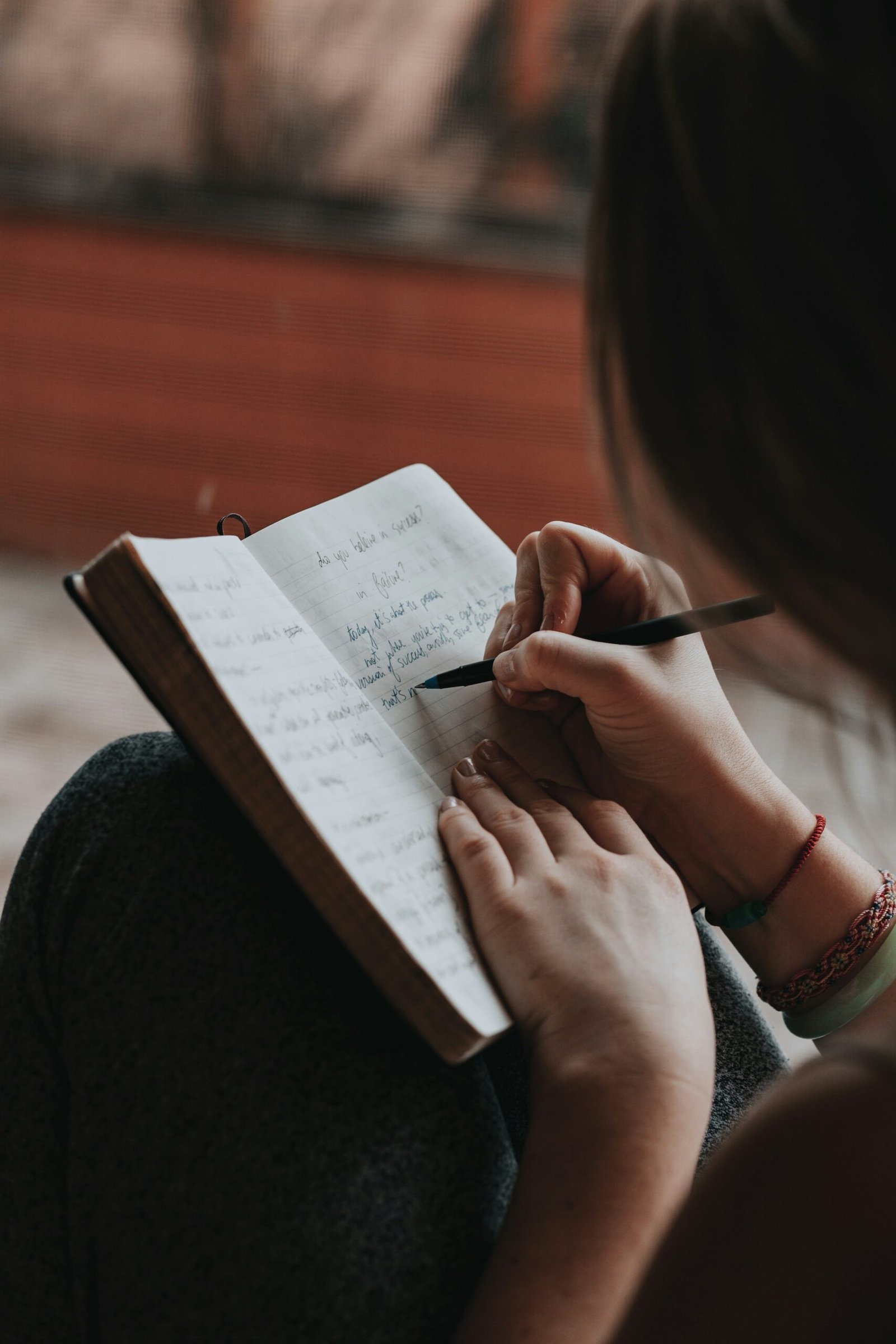 ¿Quién eres realmente… más allá de los roles que interpretas cada día?