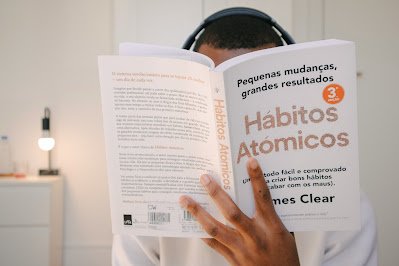 ¿Y si no necesitas más motivación… sino un sistema para reprogramarte?
